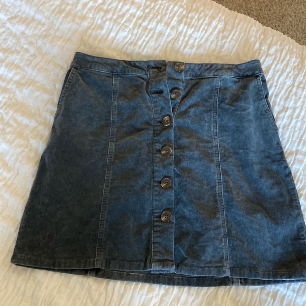 Maurices corduroy skirt with pockets size 6